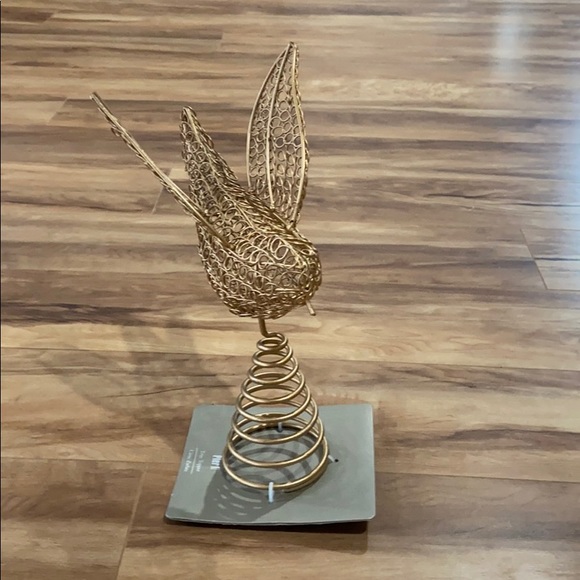 Pier 1 Wire gold bird Tree Topper - Picture 3 of 8